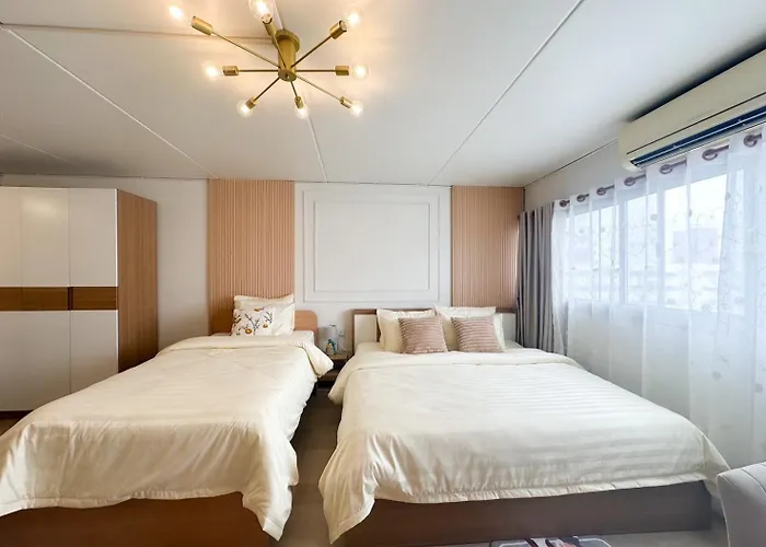 Hostel Nk 18 *